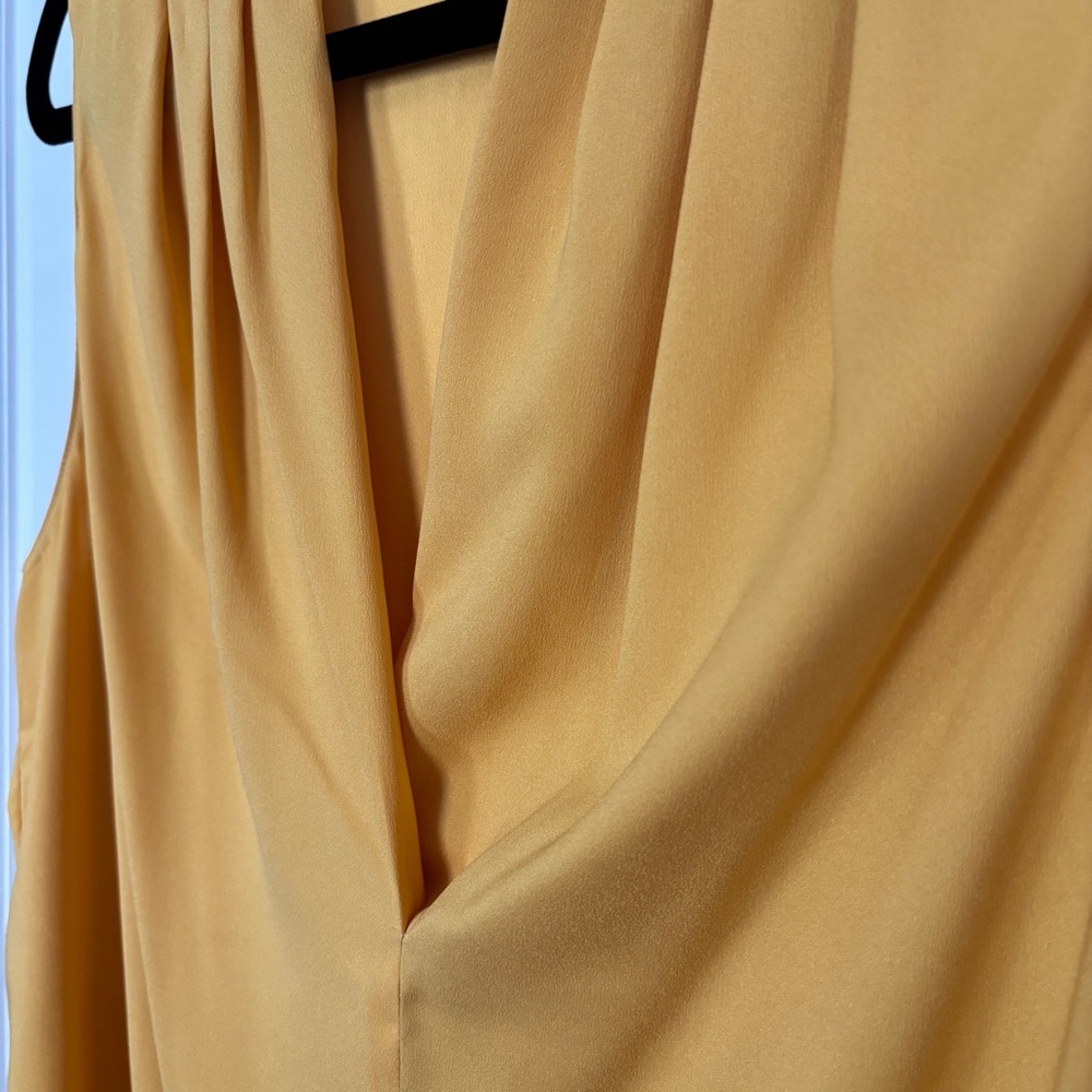 Nwot Chico's Mustard Sleeveless Blouse - image 4